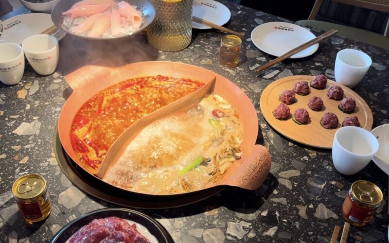 Berburu kuliner halal nan lezat di pusat Kota Chengdu, China